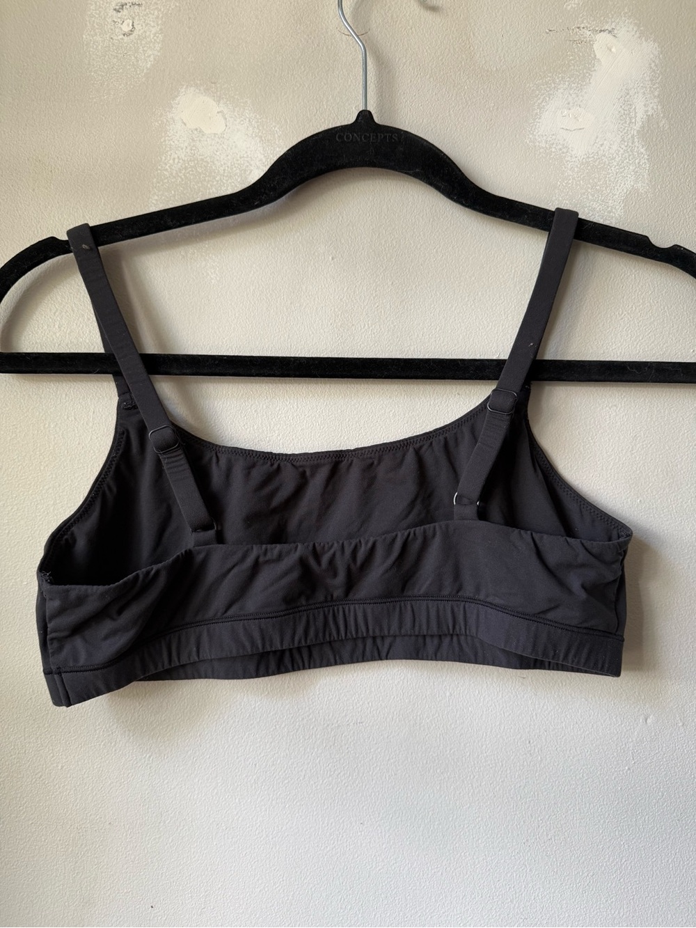 SKIMS fits everybody bralette- bundle of 4 - Picture 3 of 13